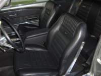 driversseatblackvinylwithcarbonfiberlookinserts_small.jpg
